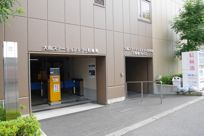 大阪ステーションシティ駐車場-(2)