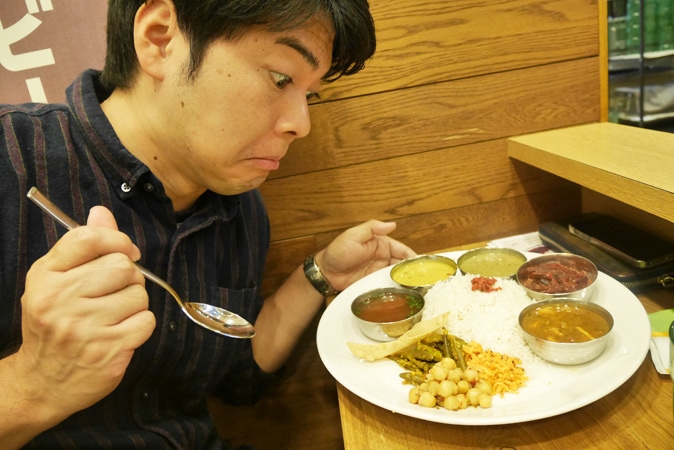 大阪梅田の美味しいカレー「ポンガラカレー」でスリランカを食す！ ｜ 大阪ルッチ