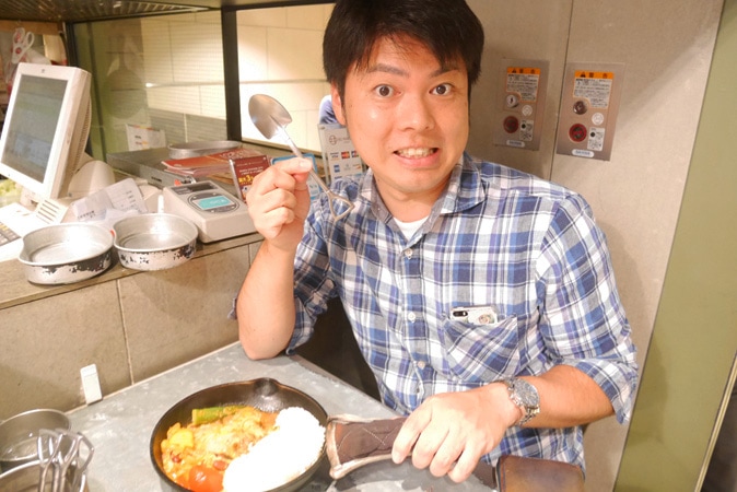 【閉店】大阪駅でキャンプ？野菜を食べるカレーcampのおすすめ熱旨カレー