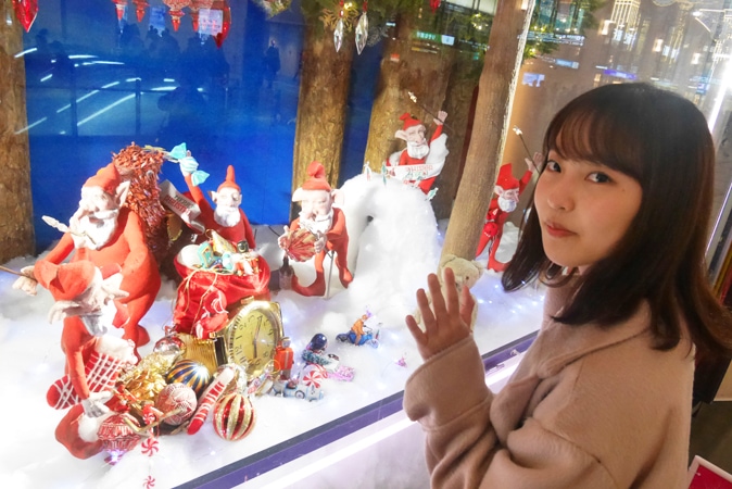 まるで絵本の世界。阪急本店のクリスマスウインドーがスゴイ！