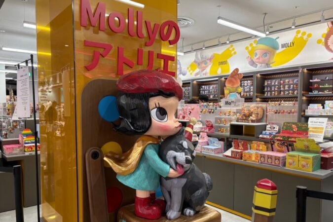 心斎橋PARCO店内のPOP MARTディスプレイ