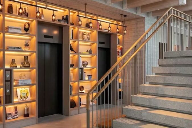 Zentis Osakaのレストラン「UPSTAIRZ」