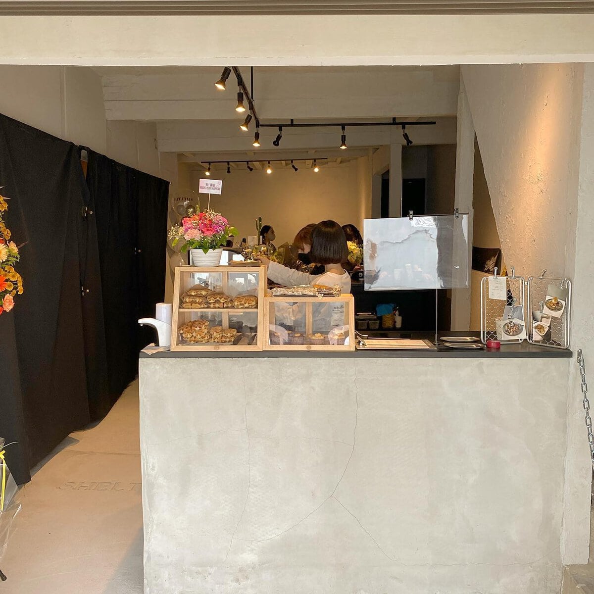 鶴橋SHELTER COFFEEのカウンター内観