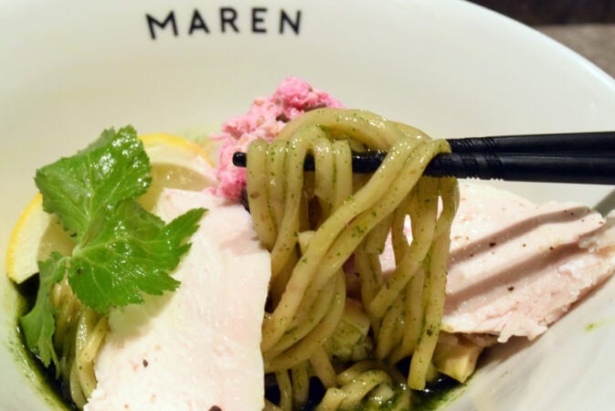 鶏塩まぜそばのもちもち太麺