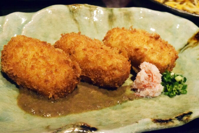俺の割烹 梅田北新地の「俺の割烹のカニクリームコロッケ」